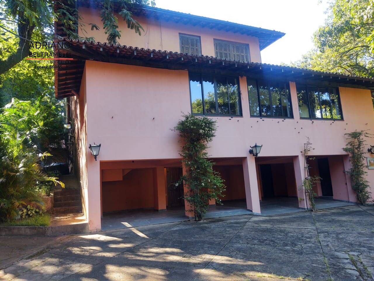 Casa à venda com 3 quartos, 4000m² - Foto 1