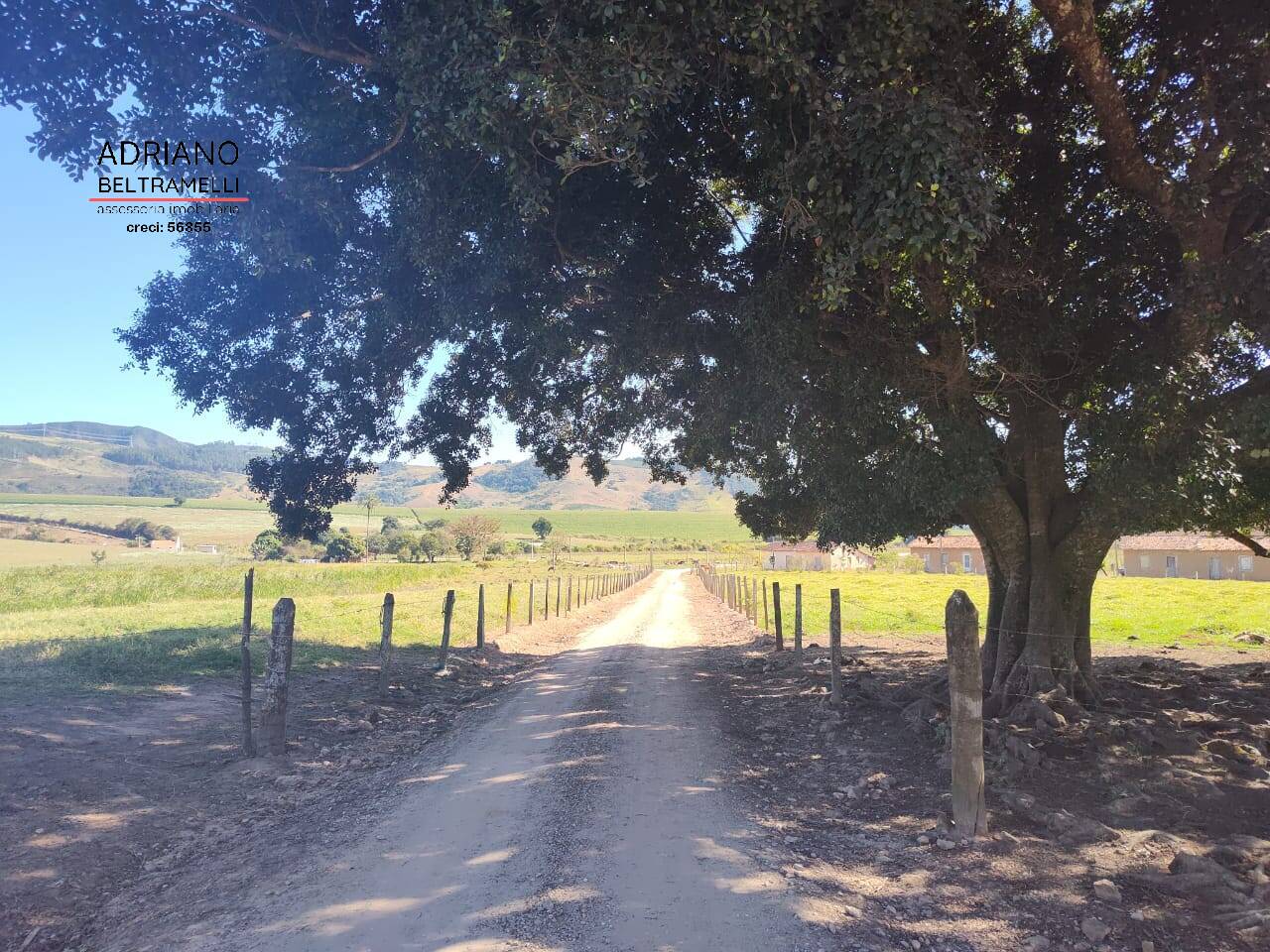 Fazenda à venda com 16 quartos, 3500m² - Foto 37