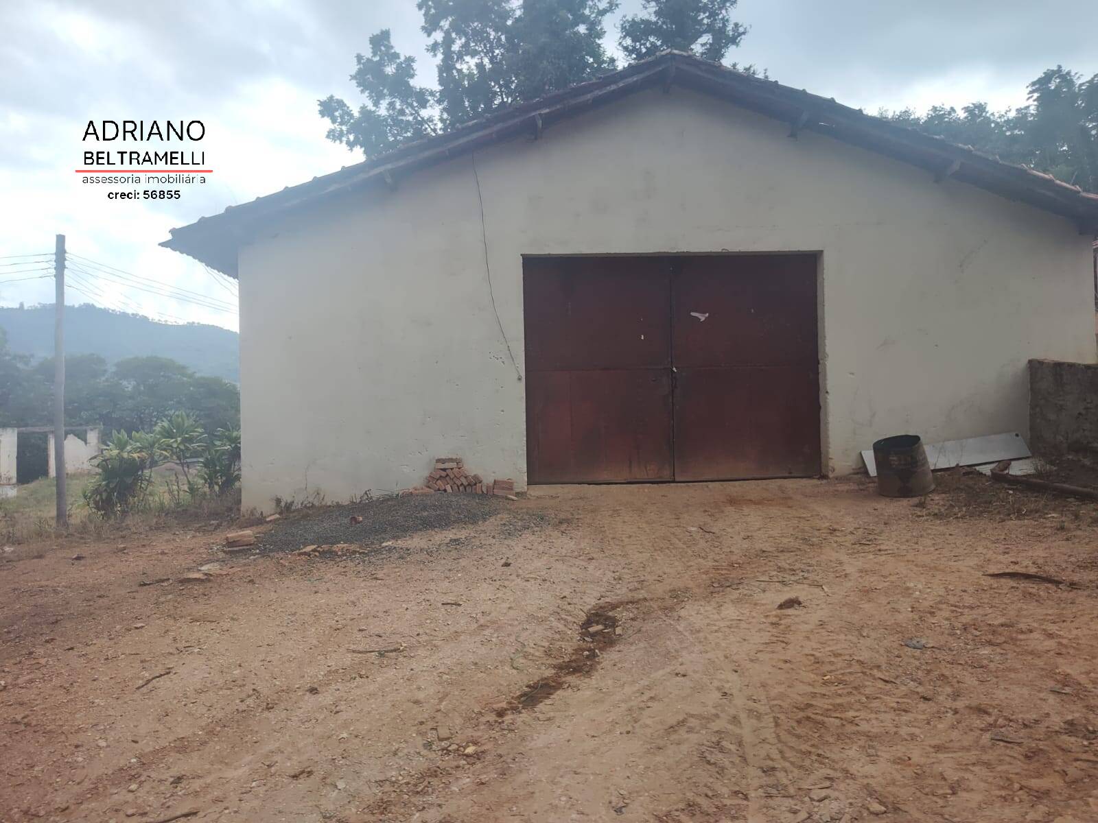 Fazenda à venda com 6 quartos, 1500m² - Foto 23